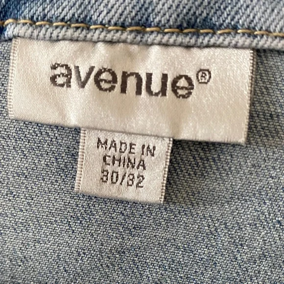 Avenue Light Blue Denim Jean Jacket - Picture 2 of 9